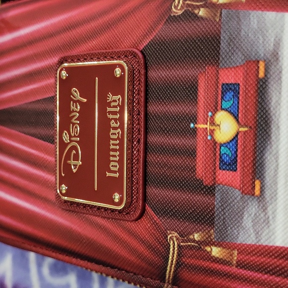 Disney Loungefly Wallet - Picture 7 of 17
